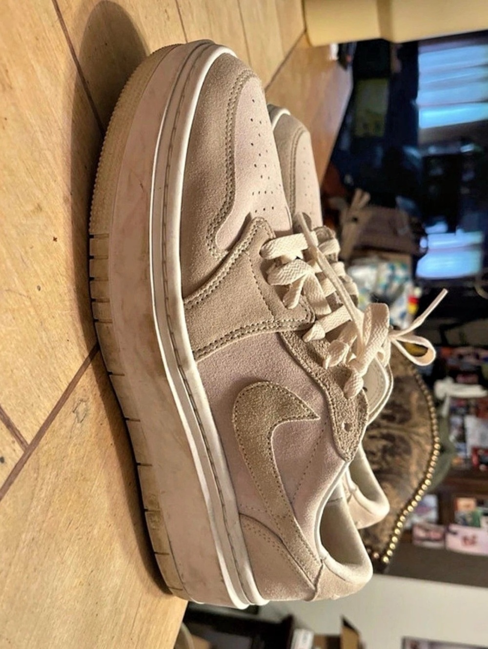 Nike Air Force 1 Sneakers Cream Size 11